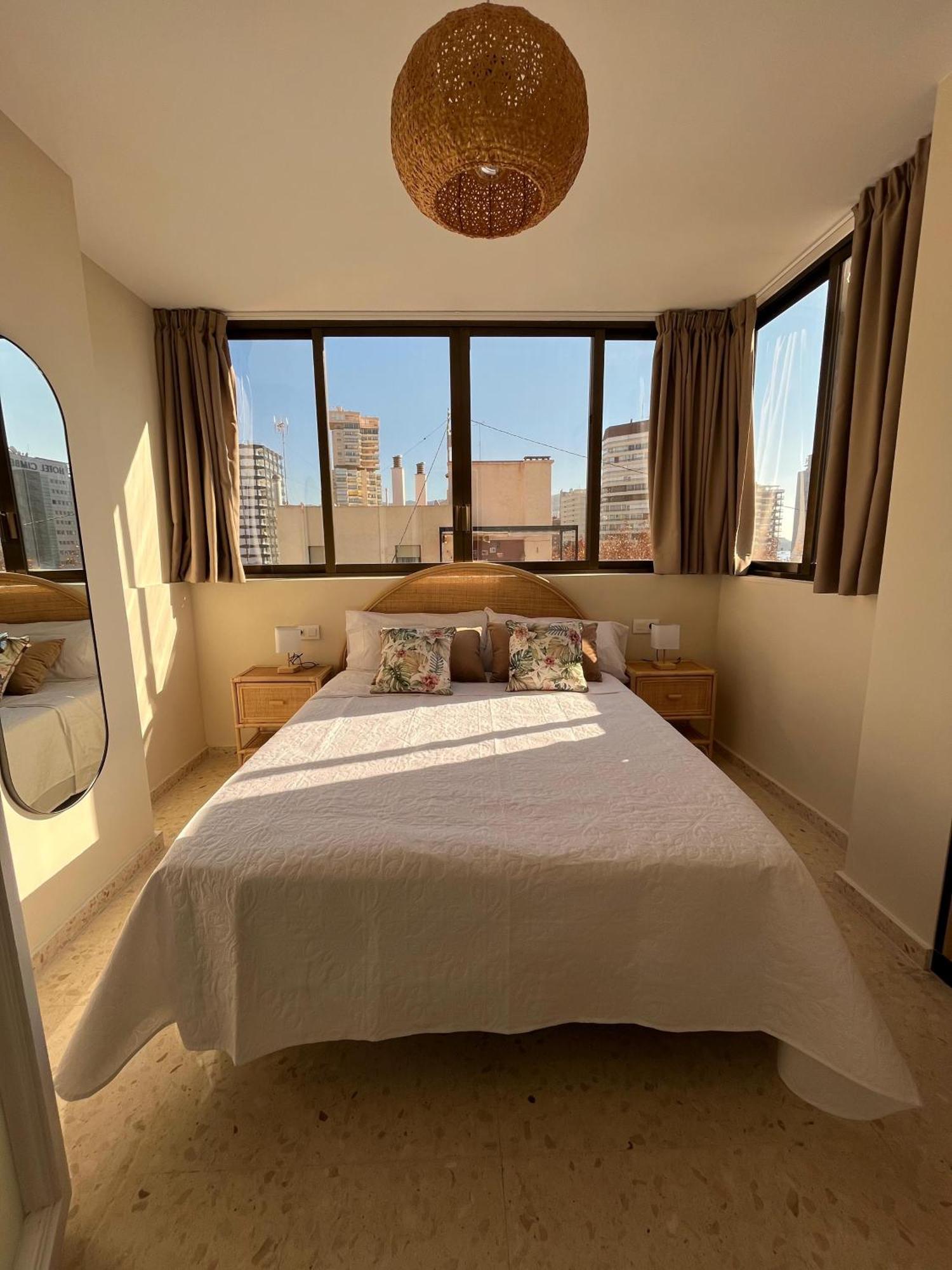 Apartamento Las Olas Playa De Levante Бенидорм Екстериор снимка